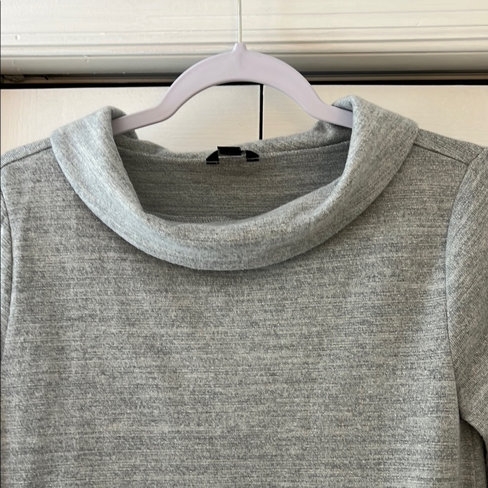 Ann Taylor Light Gray Knit Turtleneck Long Sleeve Top - Picture 3 of 9
